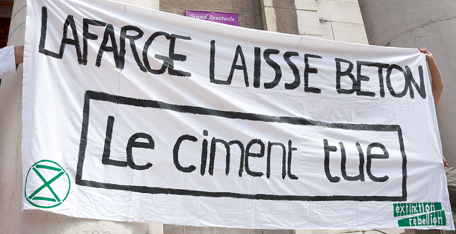 extinction rebellion lafarge 2